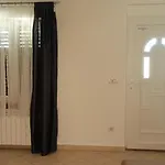 Sandra 아파트
