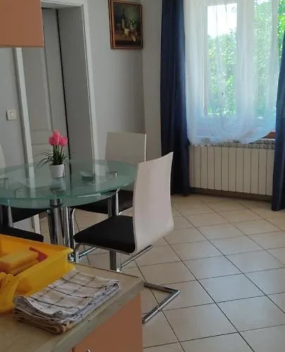 아파트 Sandra 브르사르