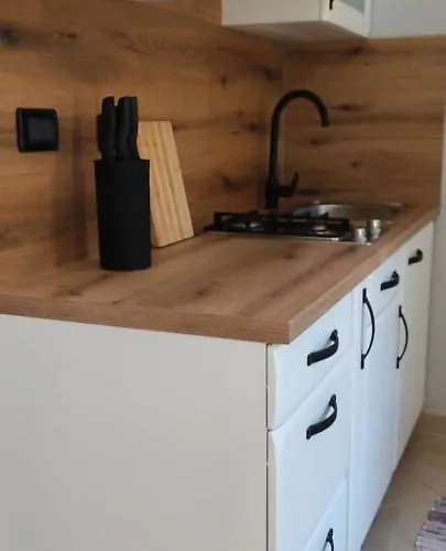 아파트 Sandra 브르사르